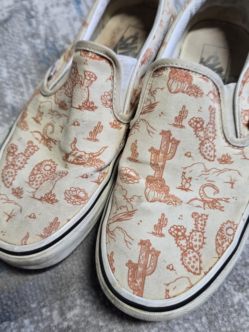 Vans Classic Slip-On Desert Southwestern Cactus Print Sneakers – Size Women's 9 - Picture 6 of 7
